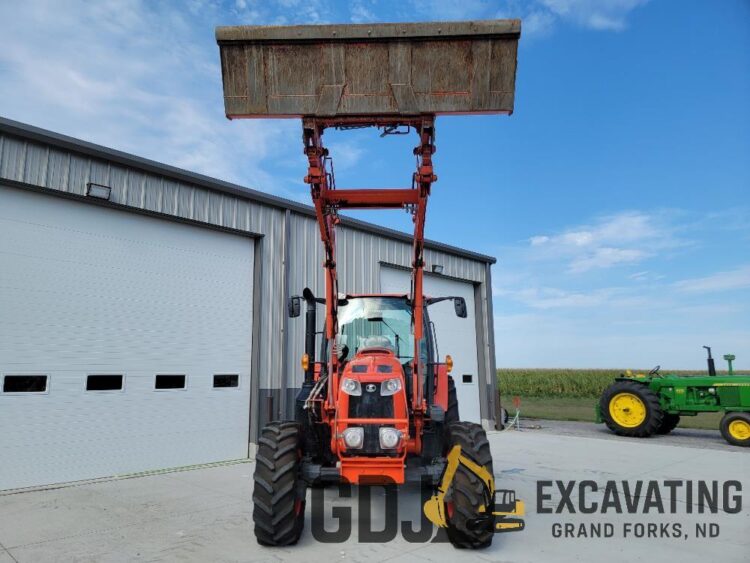 2019 Kubota M6-131 - Image 11