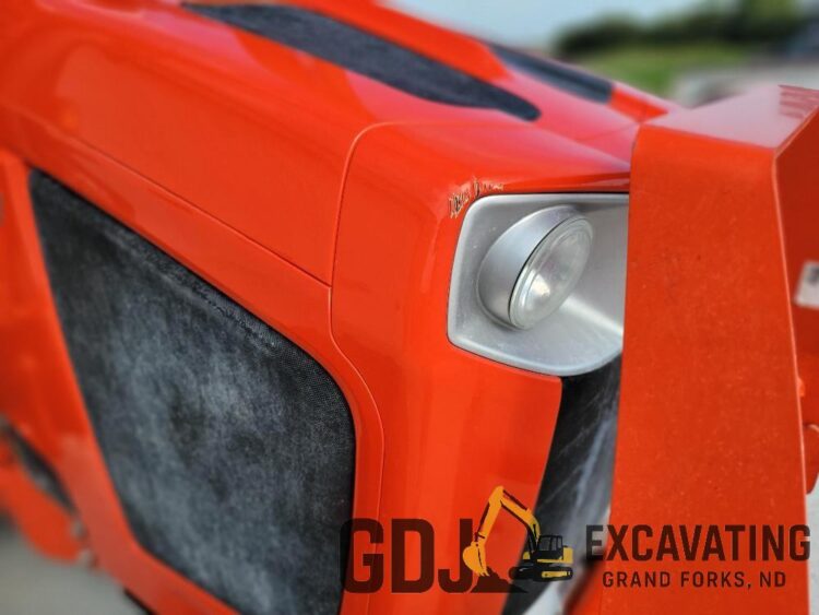 2019 Kubota M6-131 - Image 14