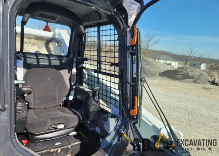 2022 Bobcat T870 - Image 24