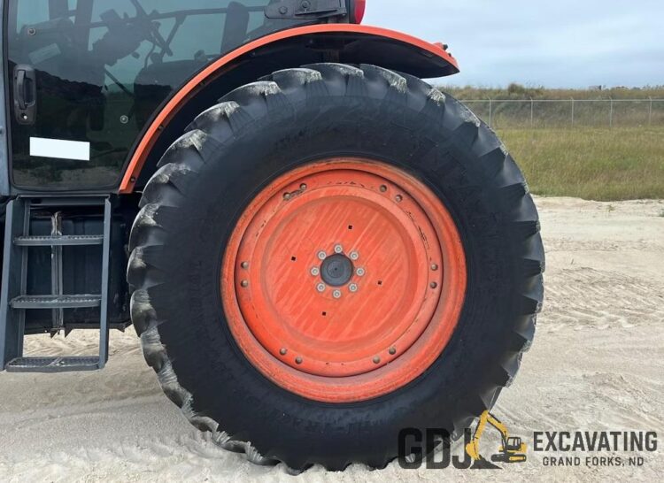 2014 Kubota M135GX - Image 26