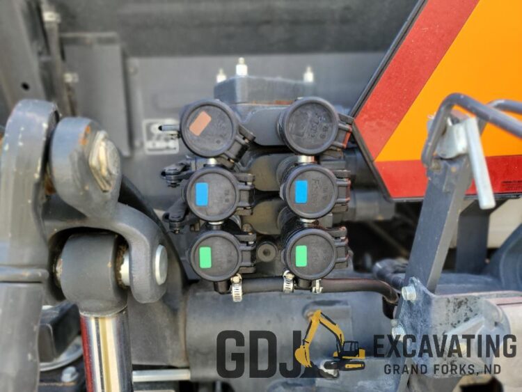 2019 Kubota M6-131 - Image 27