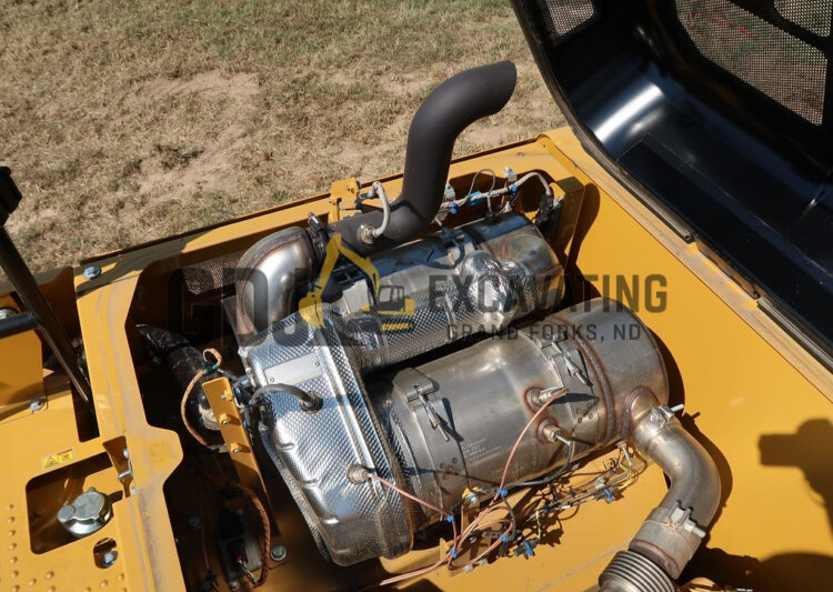 2017 Caterpillar 320 FL - Image 29