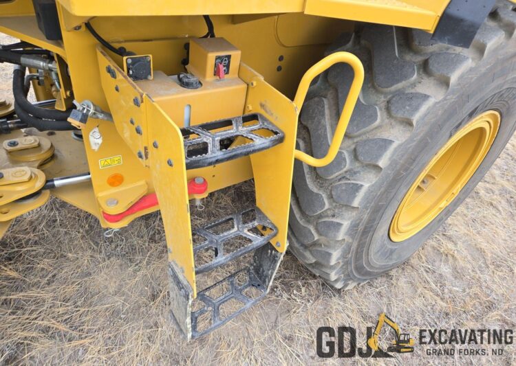 2023 Caterpillar 930M - Image 30