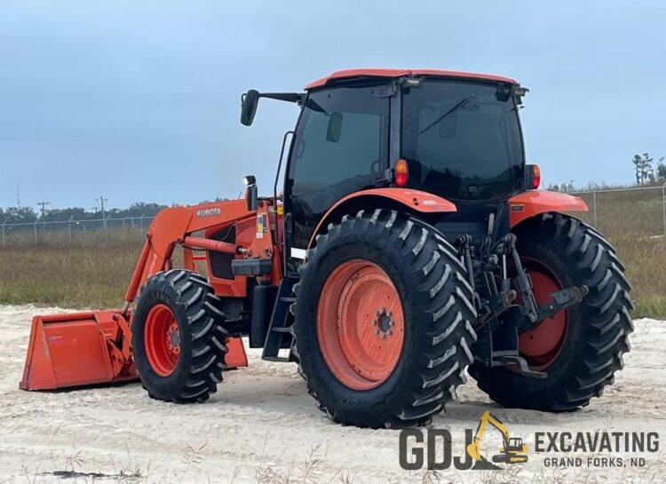 2014 Kubota M135GX - Image 4