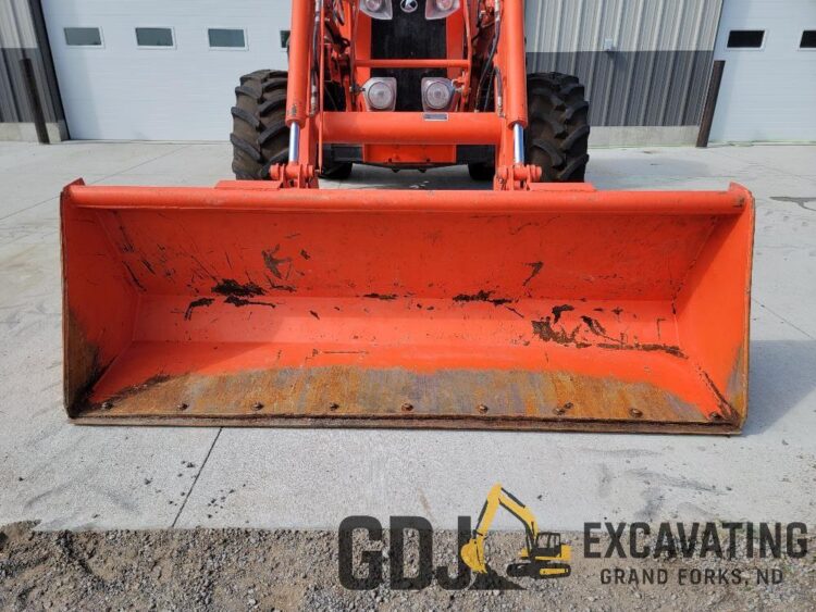 2019 Kubota M6-131 - Image 30