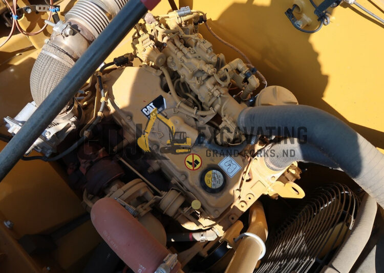 2017 Caterpillar 320 FL - Image 32