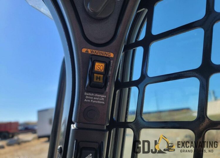 2022 Bobcat T870 - Image 34