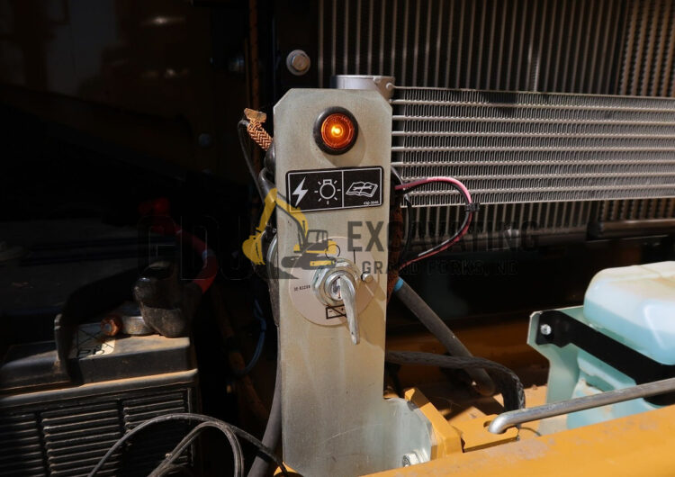 2017 Caterpillar 320 FL - Image 37