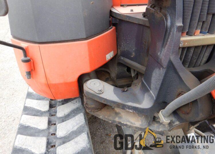 2009 Kubota KX080-3 - Image 40