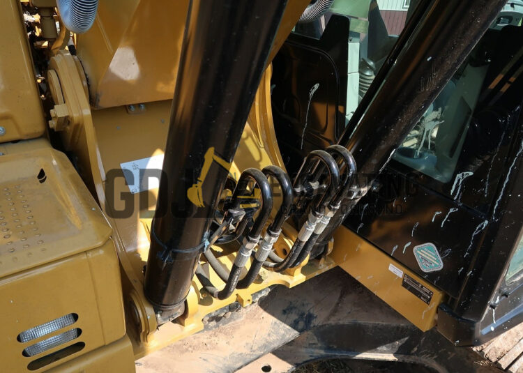 2017 Caterpillar 320 FL - Image 46