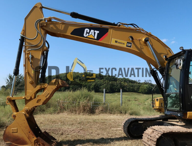 2017 Caterpillar 320 FL - Image 48