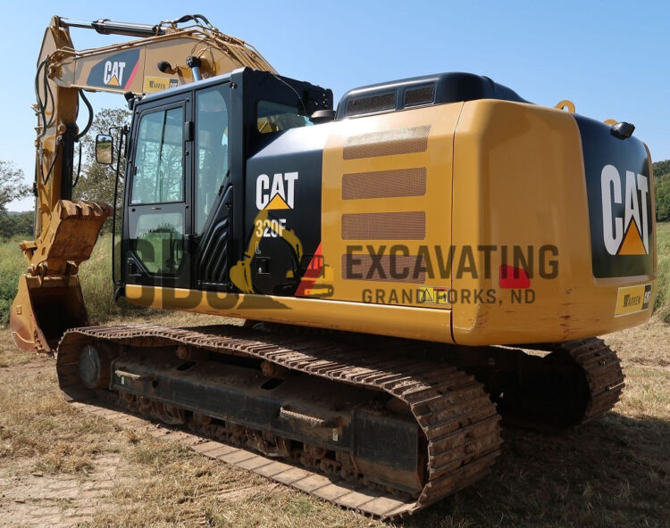 2017 Caterpillar 320 FL - Image 8