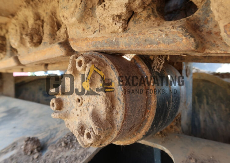 2017 Caterpillar 320 FL - Image 74