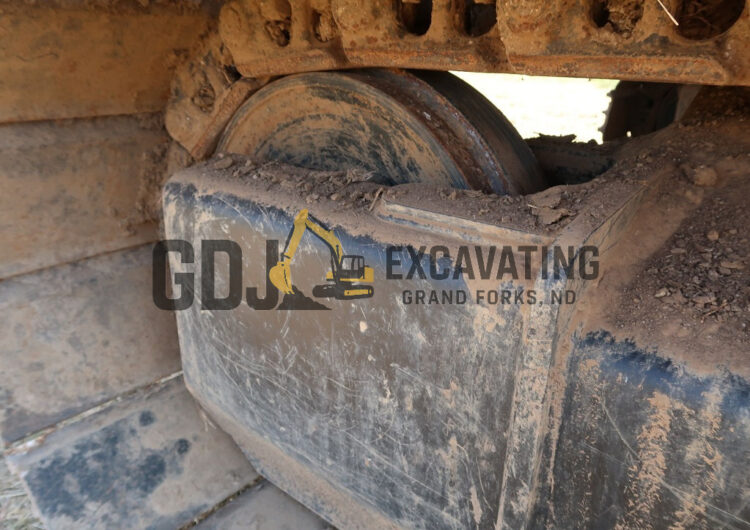 2017 Caterpillar 320 FL - Image 78