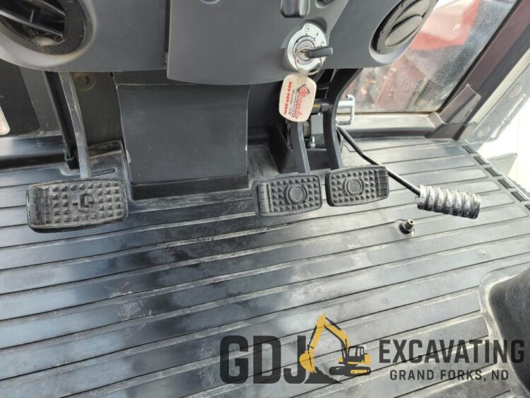 2019 Kubota M6-131 - Image 84