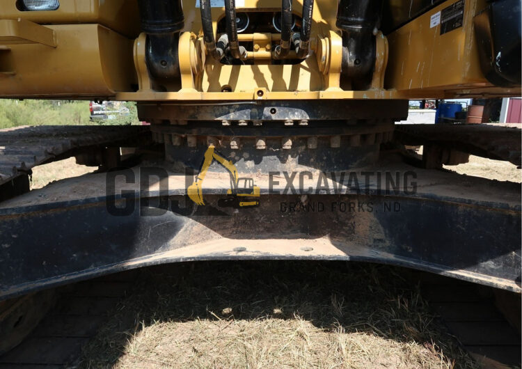 2017 Caterpillar 320 FL - Image 87