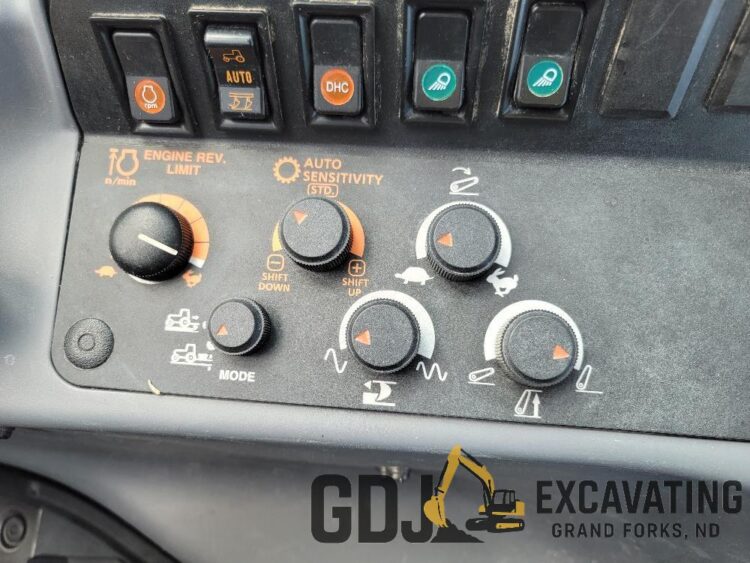 2019 Kubota M6-131 - Image 92