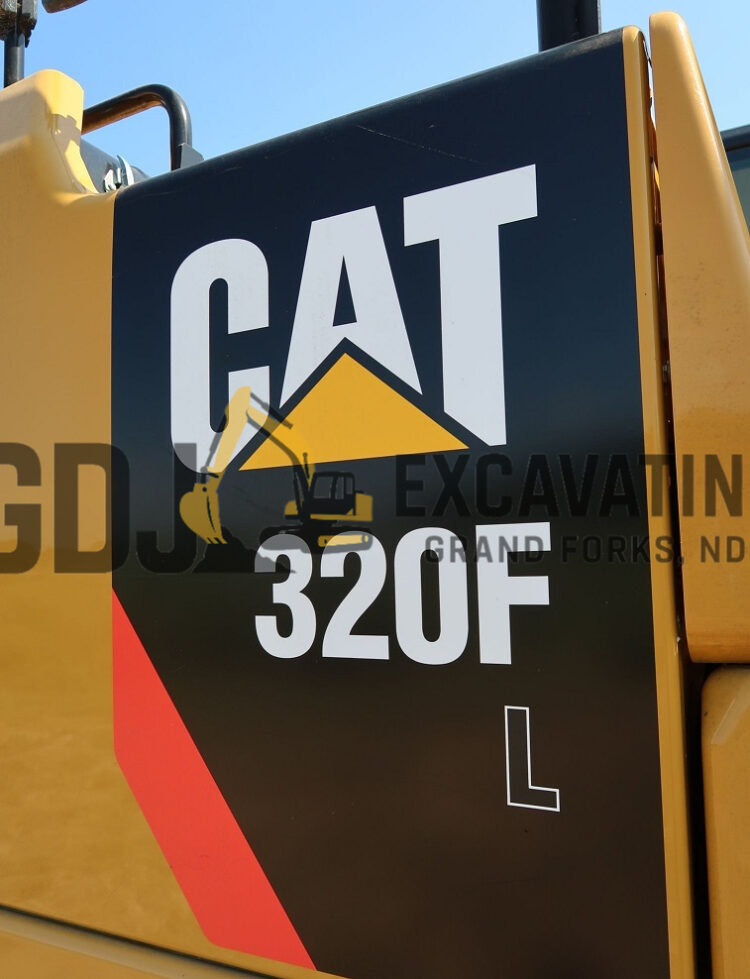 2017 Caterpillar 320 FL - Image 99